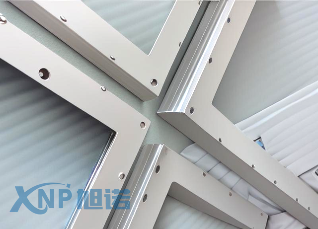 粉色网站免费看光伏边框进行喷砂、阳极氧化加工的好处