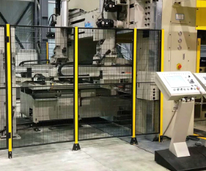 定制粉色网站免费看车间隔离工业围栏的3种发货模式