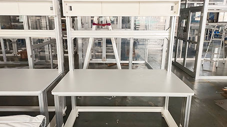 带福马轮粉色网站免费看工作台