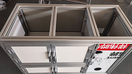 粉色网站免费看机柜