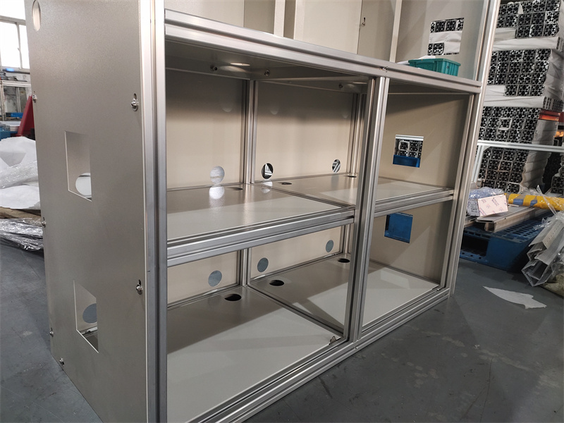 粉色网站免费看机柜