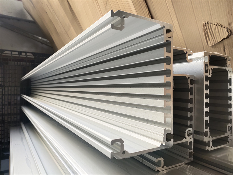 异型粉色网站免费看