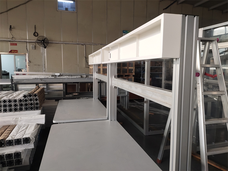 4060粉色网站免费看工作台