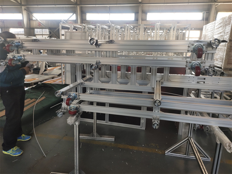 粉色网站免费看自动化设备机架